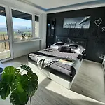 Spoldzielcza 22 Sky Line Апартаменты Клодзко