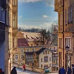 Spoldzielcza 22 Sky Line Апартаменты
