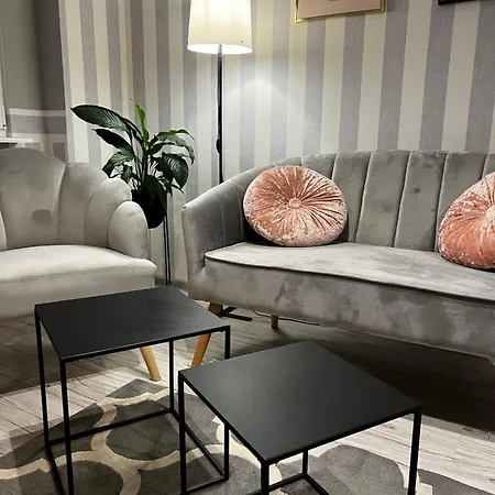 Spoldzielcza 22 Sky Line *