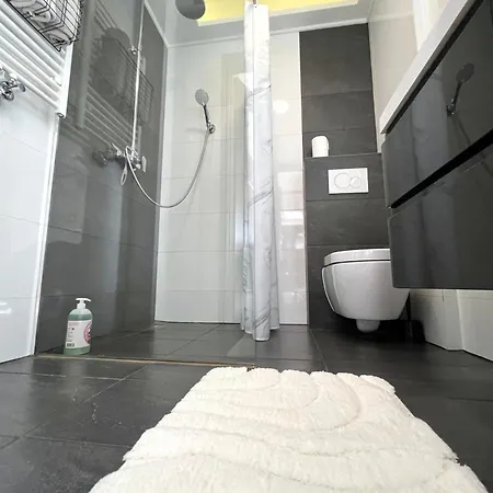 Spoldzielcza 22 Sky Line * Kłodzko