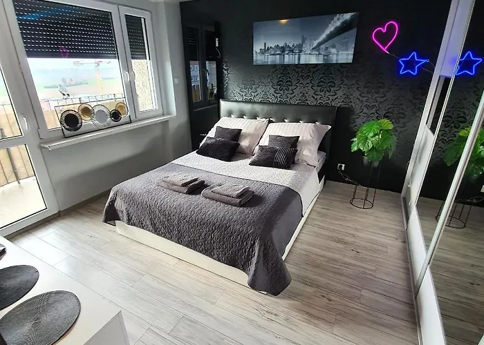 Spoldzielcza 22 Sky Line * Kłodzko