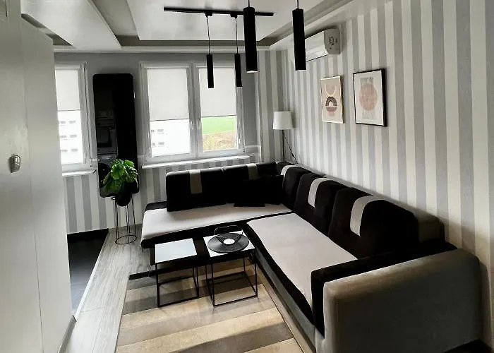 Spoldzielcza 22 Sky Line *