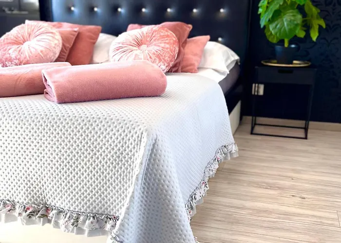 Spoldzielcza 22 Sky Line * Kłodzko