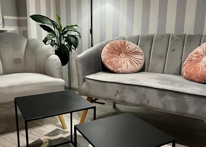 Spoldzielcza 22 Sky Line *