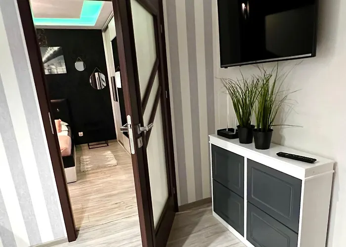 Spoldzielcza 22 Sky Line *